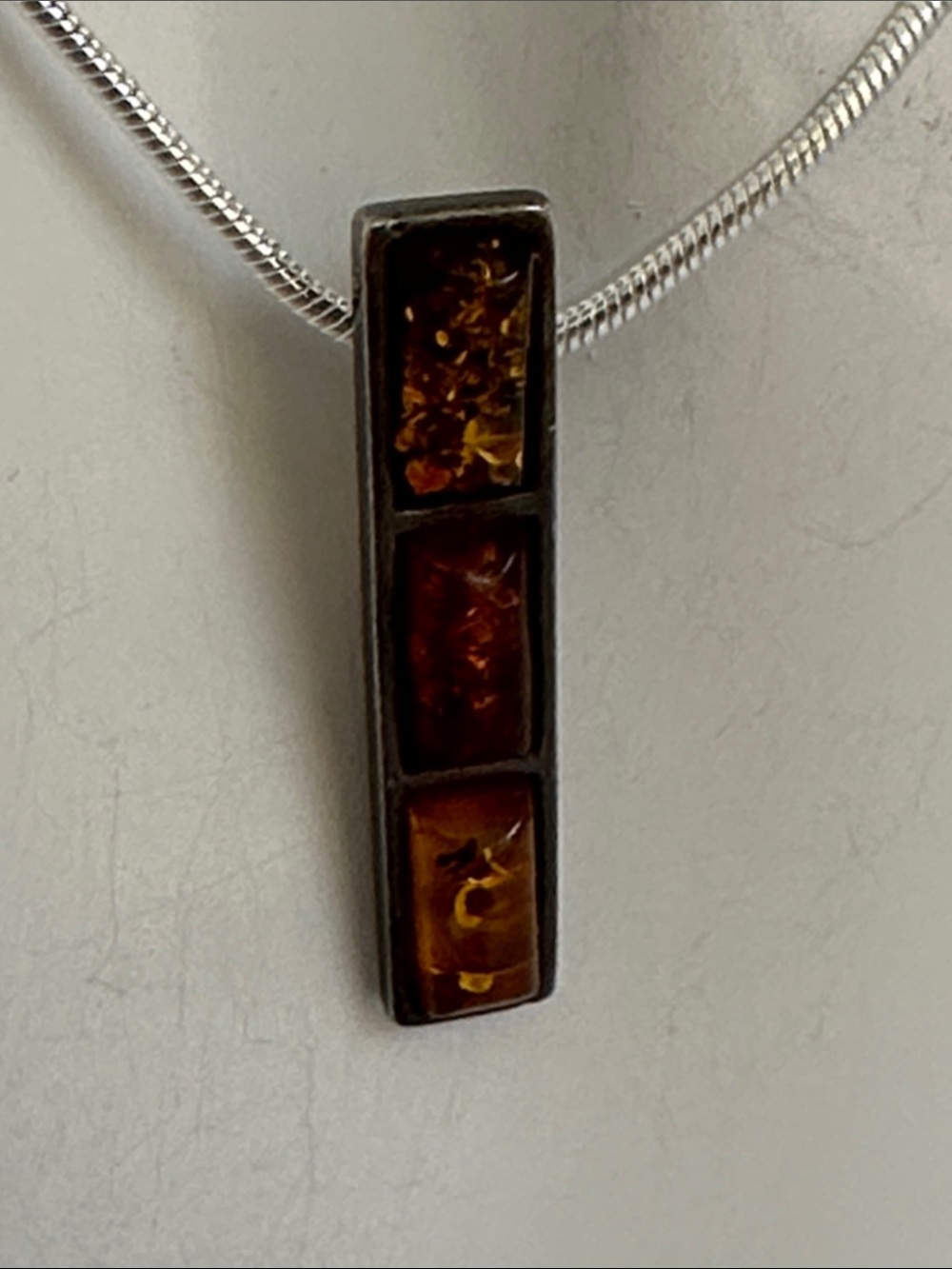 Elegant 925 Sterling Silver Amber Bar Pendant Necklace - Brown Amber